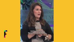 Melinda French Gates revealed the life advice she learned from her friend, Warren Buffett News Clip