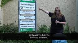 What do I see in the Streets (accusative exercise) | Super Easy German (41) Instructional Video