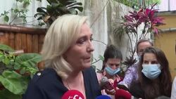 CLEAN : "we don't 'learn' to love the French, we love them" says Le Pen to Macron News Clip