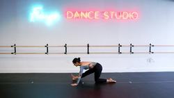 Splits Stretch Routine (5 Minutes) Instructional Video