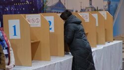 CLEAN : Polls open in Kyrgyzstan's parliamentary elections News Clip