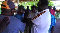 CLEAN : Tears hope as foes reconcile before Bougainville independence vote News Clip