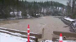 B.C. First Nation stranded by flooding, crews work to build bridge News Clip