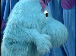 Shapes And Surprises - Learn about even more shapes with Clay Instructional Video