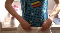 How to Decorate a Birthday Cake Instructional Video