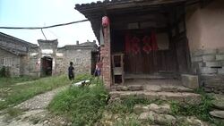 Buildings and lifestyles in Yiqian Old town, Guangchang County Stock Footage