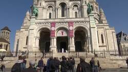 Maundy Thursday blessing from Paris' Sacre-Coeur Instructional Video