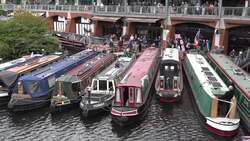 Narrowboaters gather in Birmingham for funding protest News Clip