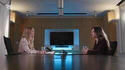 Disinformation vs. Misinformation: How to Spot Them Both News Clip