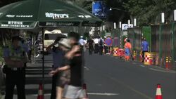 CLEAN : Chinese authorities take over closed US consulate in Chengdu (2) News Clip