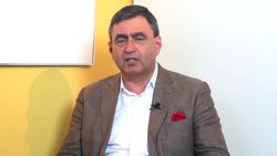 Eric Mazur - Peer Instruction Instructional Video