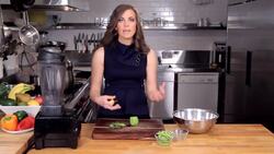 How to Make Kiwi Puree for Babies Instructional Video