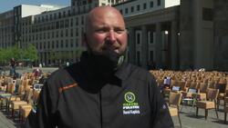 Symbolic protest to highlight plight of ent industry  Instructional Video