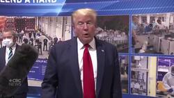 Trump avoids wearing mask in front of media News Clip