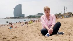 Barcelona police advise people to stay away from beaches due to spike in Covid19 News Clip