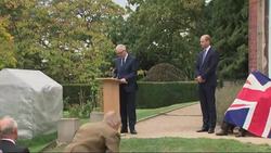 William unveils statue to ex-spy who saved thousands of Jews from Nazi Germany Instructional Video