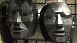 CLEAN : Squid Game is the "most trendy costume" this Halloween News Clip