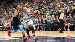 How to turn moments into momentum | Renee Montgomery Instructional Video