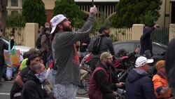CLEAN : Australia: Pepper spray used on anti-lockdown protesters in Melbourne News Clip