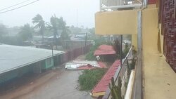 CLEAN : Strong winds damage houses as hurricane Eta passes through Nicaragua News Clip