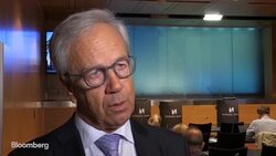 Time for Norway Rate Hike `Is Coming Closer,' Olsen Says News Clip