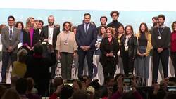 Spain leader tours venue for climate summit Instructional Video
