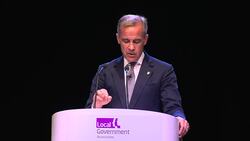 UK bank chief on impact of trade tension, Brexit Instructional Video