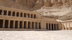 Egypt, Luxor - Mortuary Temple of Hatshepsut - Middle Terrace Stock Footage