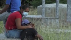 CLEAN : Venezuelan fishing village buries a migrant shipwreck victim News Clip