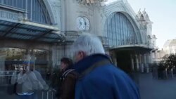 CLEAN : SHORT PROFILE: Michel Barnier, candidate for French right's presidential nomination News Clip