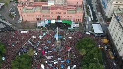 CLEAN : Aerial images of the crowd in Buenos Aires for inauguration day News Clip