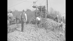 People panning for gold in Owensville, OH News Clip