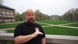 4 Comments YouTubers Should NEVER Leave on a YouTube Video Instructional Video