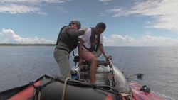 Seychelles president returns from historic dive Instructional Video