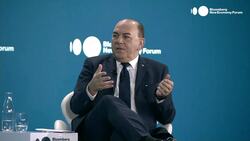 UBS Chairman Weber Says He's 'Skeptical' on Cryptocurrencies News Clip