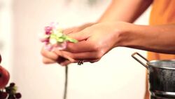 How to Make a Pretty Arrangement from Inexpensive Flowers Instructional Video