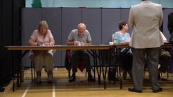 Ballot papers begin to be counted in Fareham News Clip