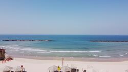 Tel Aviv empty after new anti-virus restrictions Instructional Video