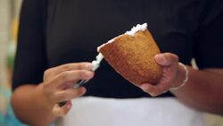 How to Shape a Purse Cake Instructional Video