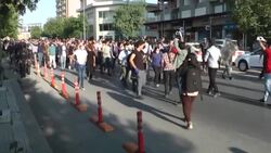 CLEAN : Iraqi Kurds demonstrate to denounce Turkey's assault in northern Iraq News Clip