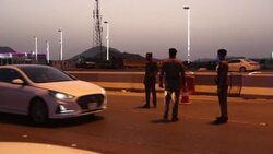 CLEAN : Coronavirus: Police check drivers at checkpoint in Mecca amid 24-hour curfew News Clip