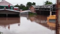 CLEAN : Hondurans forced to evacuate after Eta brings floods News Clip