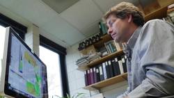 NSF-funded research to forecast space weather, protect the power grid - Science Nation Instructional Video