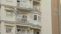 CLEAN : In Barcelona, people clap from balconies for healthworkers News Clip