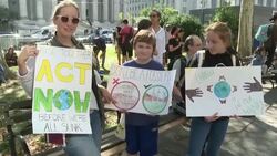 CLEAN : New York students skip school to participate in vast global climate strike News Clip