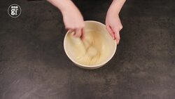 One cup pancakes Instructional Video