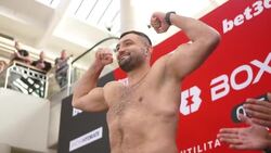 Christian Hammer and Hughie Fury on the weighing scales News Clip