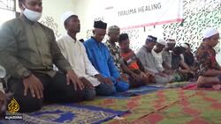 Indonesia: Aceh community support rescued Rohingya refugees News Clip