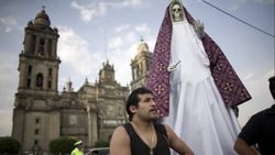 The Aztec Roots of the Day of the Dead Instructional Video