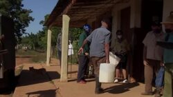 VOICED : El intrincado viaje de la leche a Cuba bajo el embargo de EEUU News Clip